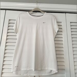 Nike Dri-Fit XL white tee